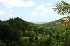 Les mornes dominent les îlets du Robert